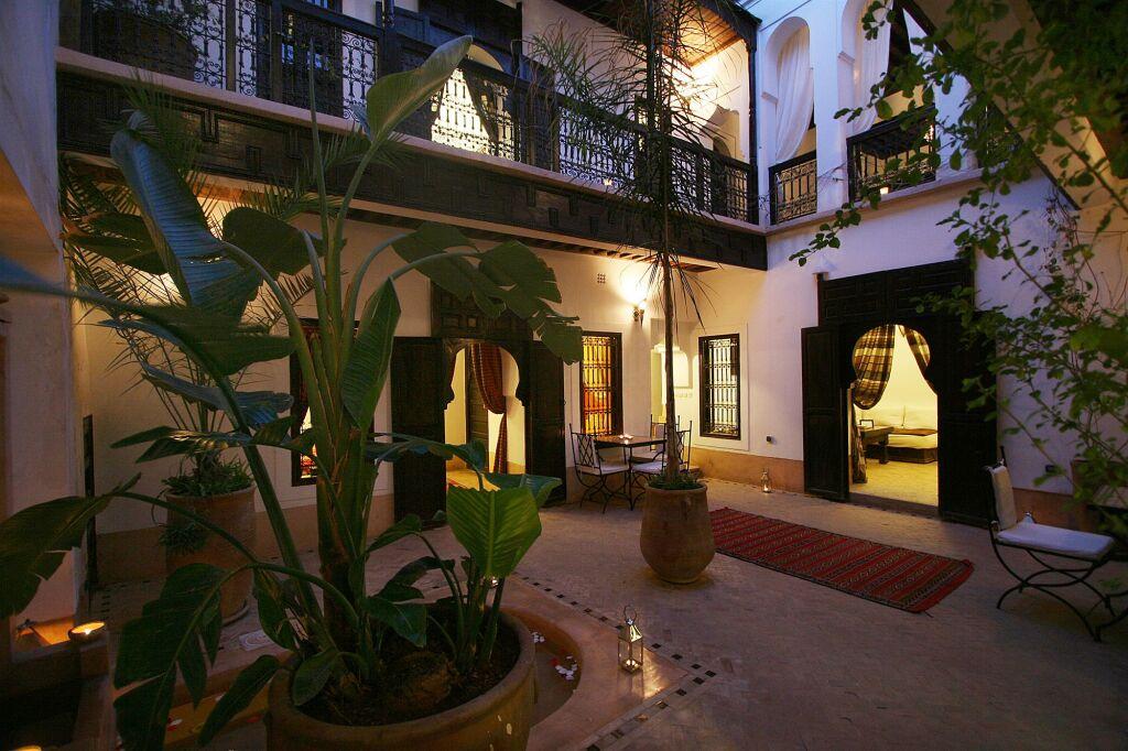 Riad Les 5 Soeurs - Renovated 3-Suite Property with Dual Pools & Hammam, Marrakech